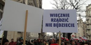 Manifestacja Obywatele dla demokracji - Aleja Szucha