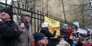 Manifestacja Obywatele dla demokracji - Aleja Szucha