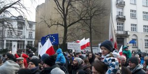 Manifestacja Obywatele dla demokracji - Aleja Szucha