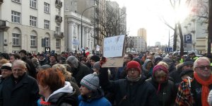 Manifestacja Obywatele dla demokracji - Aleja Szucha