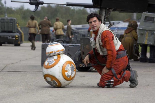 Piłeczka i filmowy Poe Dameron czyli Oscar Isaac