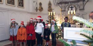Czarodzieje z Kaszub na Bielanach - Miłosz Teterycz śpiewa kolędę po kaszubsku