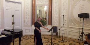 Izabela Kopeć - mezzosopran - w trakcie występu