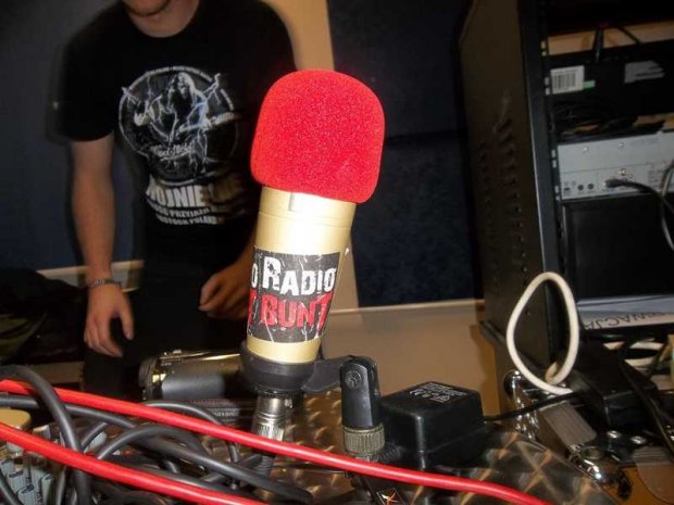 Radio Bunt - transmituje i nagrywa koncerty 