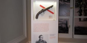 Wystawa Muzeum UW - „Orzeł i pięć gwiazd Uniwersytetu”