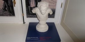 Wystawa Muzeum UW - „Orzeł i pięć gwiazd Uniwersytetu”