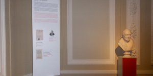 Wystawa Muzeum UW - „Orzeł i pięć gwiazd Uniwersytetu”