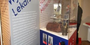 Wystawa Muzeum UW - „Orzeł i pięć gwiazd Uniwersytetu”