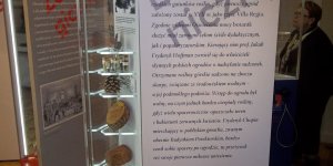 Wystawa Muzeum UW - „Orzeł i pięć gwiazd Uniwersytetu”