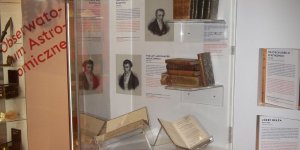 Wystawa Muzeum UW - „Orzeł i pięć gwiazd Uniwersytetu”