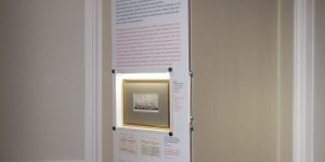 Wystawa Muzeum UW - „Orzeł i pięć gwiazd Uniwersytetu”