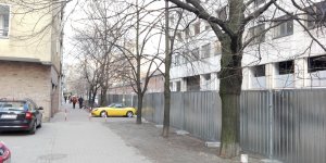Fiat Barchetta - samotny przy ulicy Łuckiej