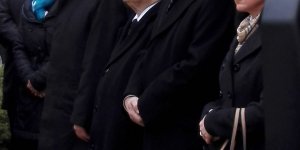 Odsłonięcie tablicy poświęconej Lechowi Kaczyńskiemu