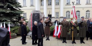 Odsłonięcie tablicy poświęconej Lechowi Kaczyńskiemu