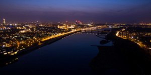 Warszawa nocą