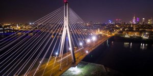Warszawa nocą