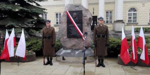 Odsłonięcie tablicy poświęconej Lechowi Kaczyńskiemu