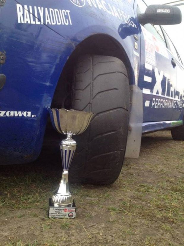 PK Motorsport Team - trofeum