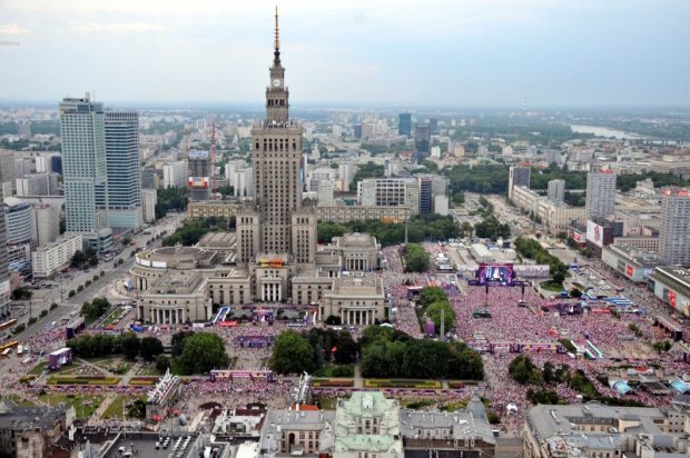 Okolice PKiN - zdjęcie Pawła Brzezińskiego zrobione w czasie EURO 2012