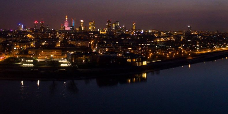 Panorama Warszawy nocą