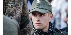 XI GRENADIER