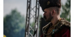 XI GRENADIER