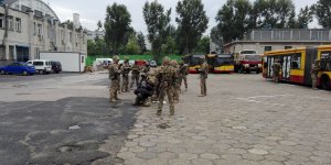 AT Żandarmerii Wojskowej - ćwiczenia w MZA przy ul. Włościańskiej