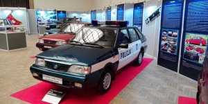 Polonez radiowóz policyjny - "Poloneza czas zacząć" wystawa czasowa w Muzeum Techniki