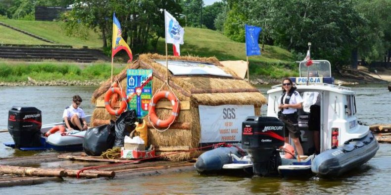 Policjantki rzeczne w pracy