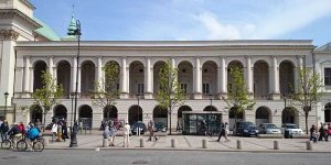Centralna Biblioteka Rolnicza im. Michała Oczapowskiego -- Krakowskie Przedmieście 66. Tu będzie stała wystawa