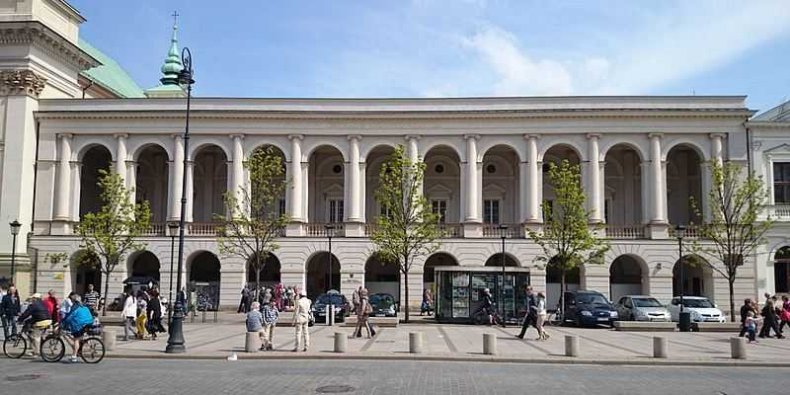 Centralna Biblioteka Rolnicza im. Michała Oczapowskiego -- Krakowskie Przedmieście 66. Tu będzie stała wystawa