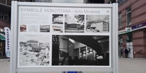 Symbole Mokotowa - plansza przed miejscem gdzie niegdyś było Kino Moskwa