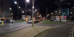 WP na pl. Unii - Kolejny przejazd już odbywał się na wprost przez plac.