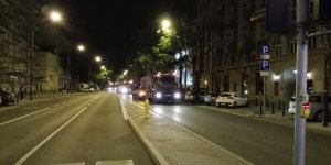 WP na pl. Unii - Kolejny przejazd już odbywał się na wprost przez plac.