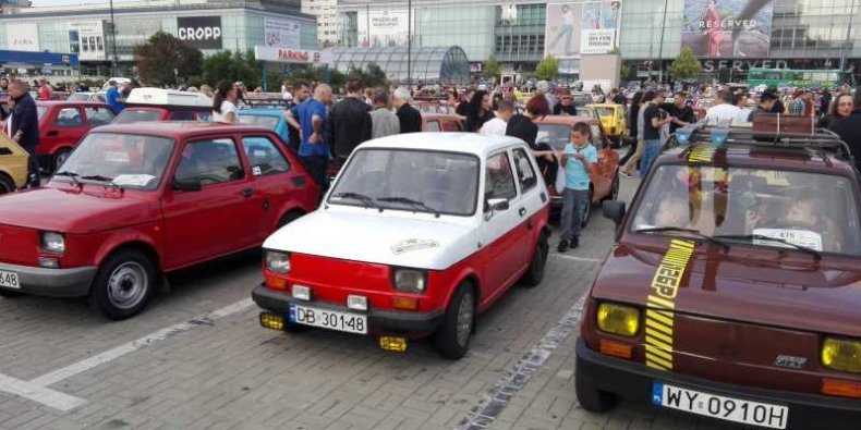 Maluchy pod PeKiNem Warszawa.pl