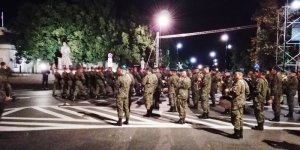 Wojsko Polskie pod Belwederem - trening przed defiladą