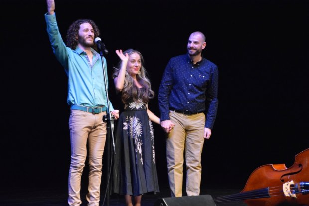 Savannah And The Stringz dziękują publiczności