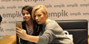 ciepłe rozmowy z fanami