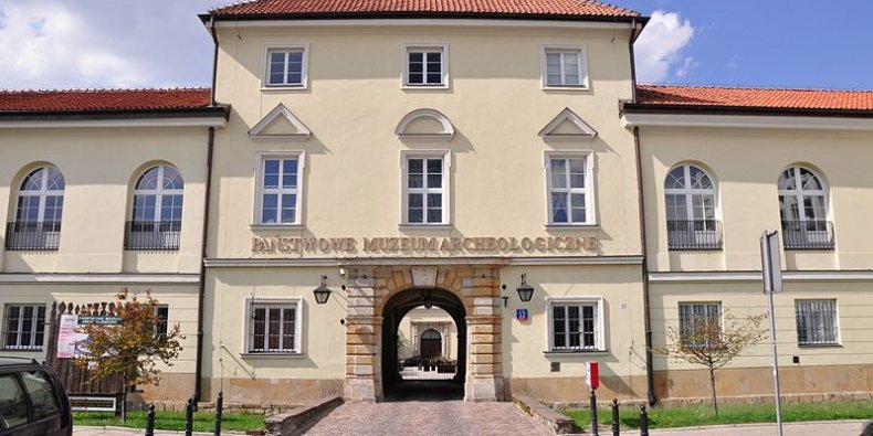 Arsenał - siedziba Państwowego Muzeum Archeologicznego