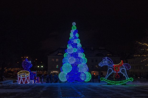 instalacje na rynku Mariensztackim