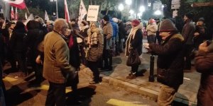 Protest przed Sejmem - 16-12-2016