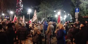 Protest przed Sejmem - 16-12-2016