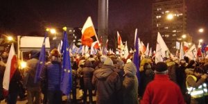 Protest przed Sejmem - 16-12-2016