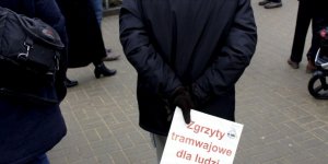 Pikieta przeciw budowie linii tramwajowej na Gocław