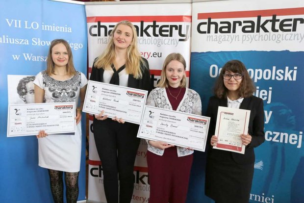Turniej Psychologiczny - laureatki od lewej: Julia Michalak, Wiktoria Pacek, Dorota Banaś i Ariana Nowicka