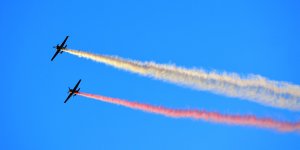 Dzień Flagi 2017 pokaz lotniczy nad Wisłą