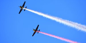 Dzień Flagi 2017 pokaz lotniczy nad Wisłą