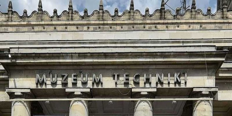 Neon Muzeum Techniki i Przemysłu NOT w Pałacu Kultury i Nauki