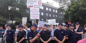 Demonstracja pod Sejmem - 17 VII 2017