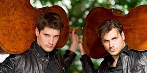 2Cellos z instrumentami